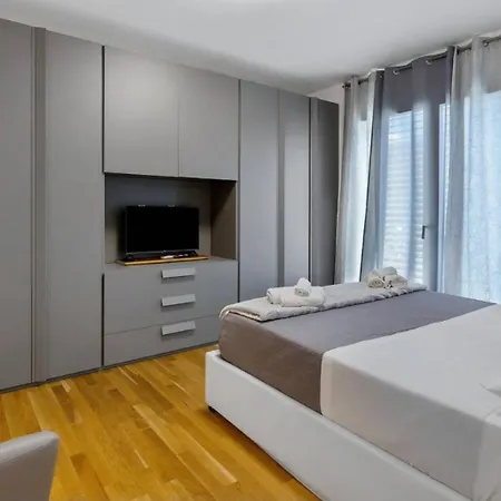 Peschiera Luxury House * Πεσκιέρα ντελ Γκάρντα
