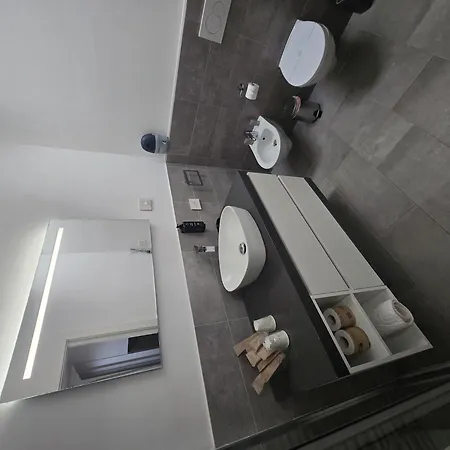 Peschiera Luxury House