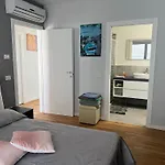 Peschiera Luxury House Holiday home *