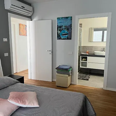 Peschiera Luxury House Vakantiehuis *